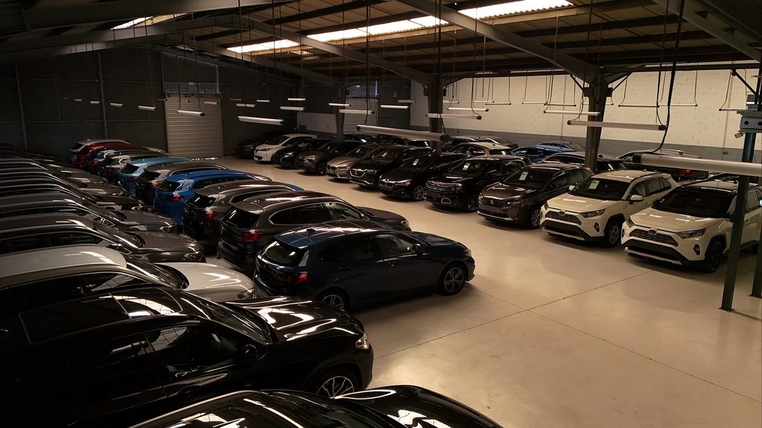 Showroom intérieur LeCarMarket 77